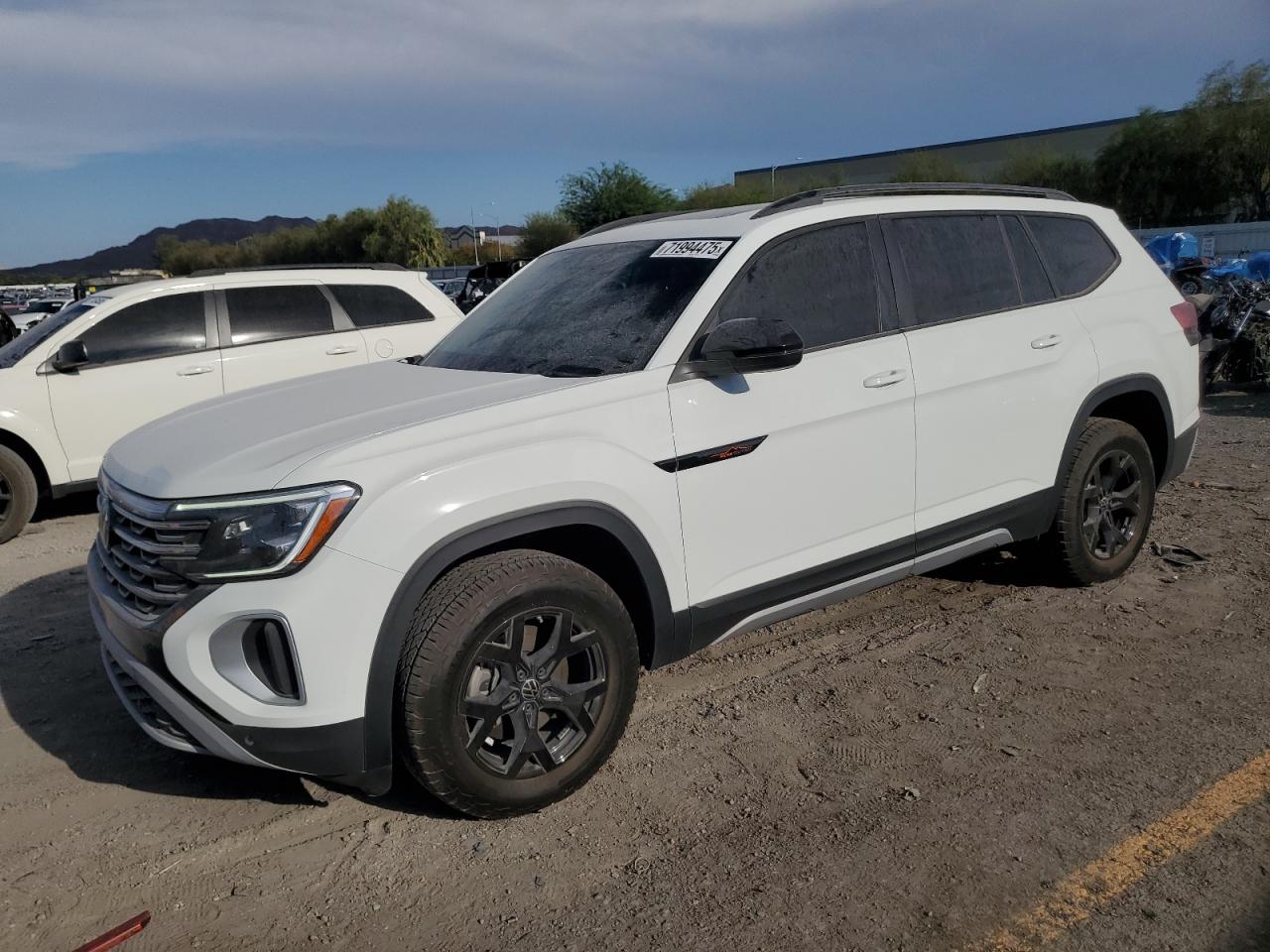 Salvage Volkswagen Atlas