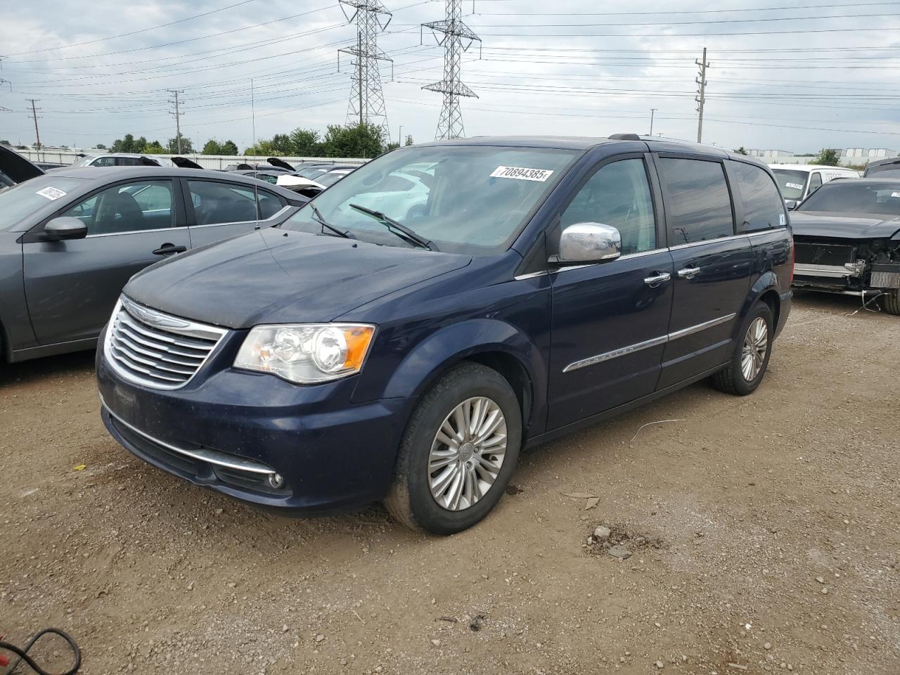 CHRYSLER TOWN & COUNTRY LIMITED