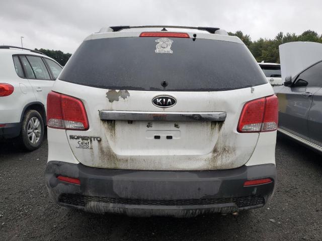 2013 KIA SORENTO LX - 5XYKTDA66DG418430
