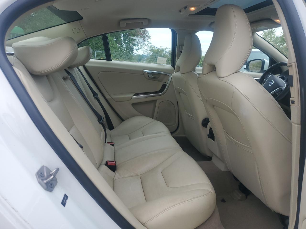 Lot #3240105526 2015 VOLVO S60 PREMIE