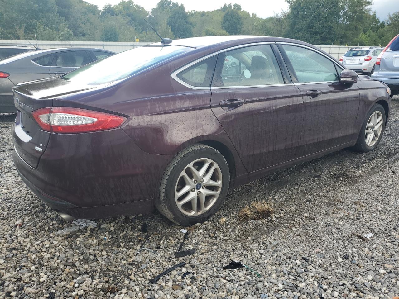 FORD FUSION SE