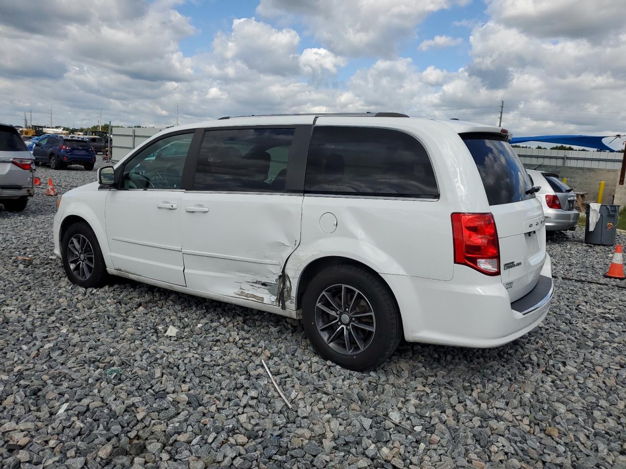 DODGE GRAND CARAVAN SXT