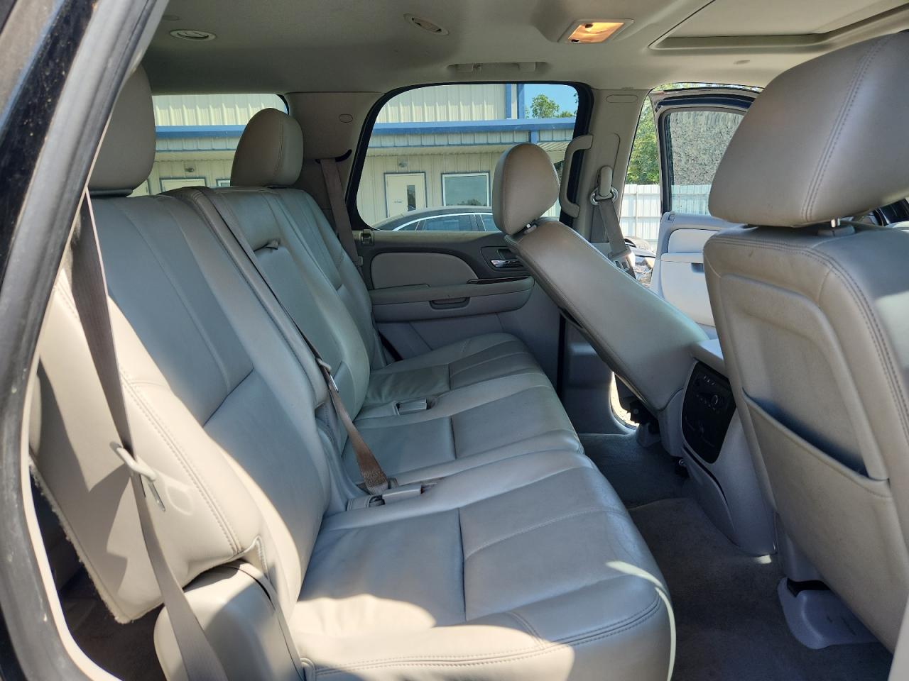 CHEVROLET TAHOE K1500 LT