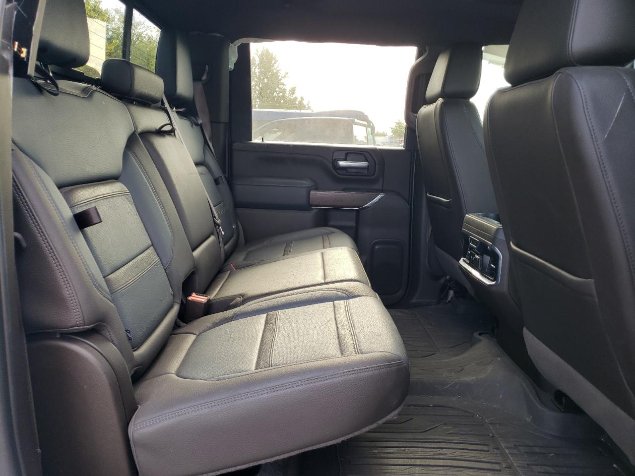 GMC SIERRA K2500 DENALI