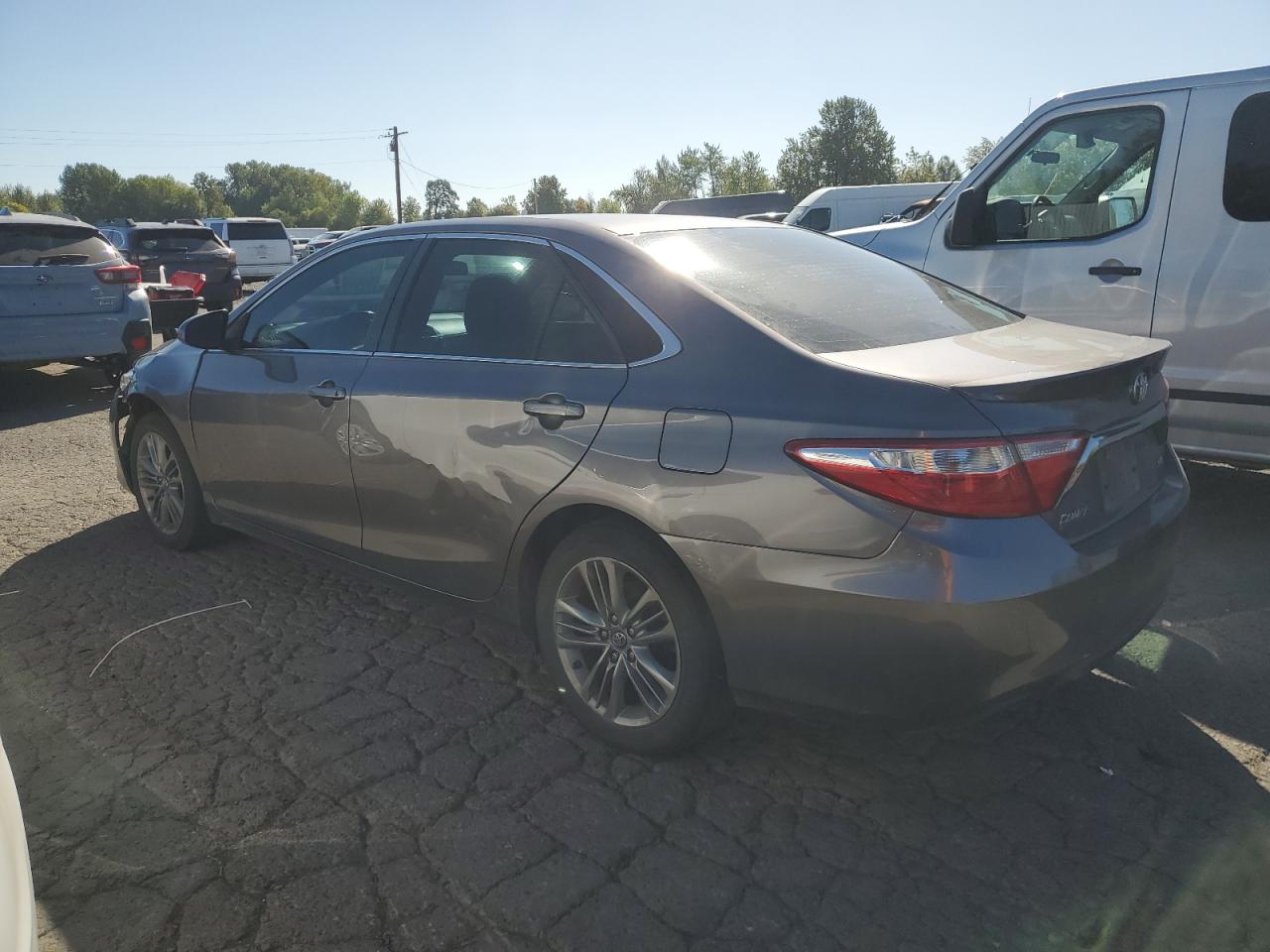TOYOTA CAMRY LE