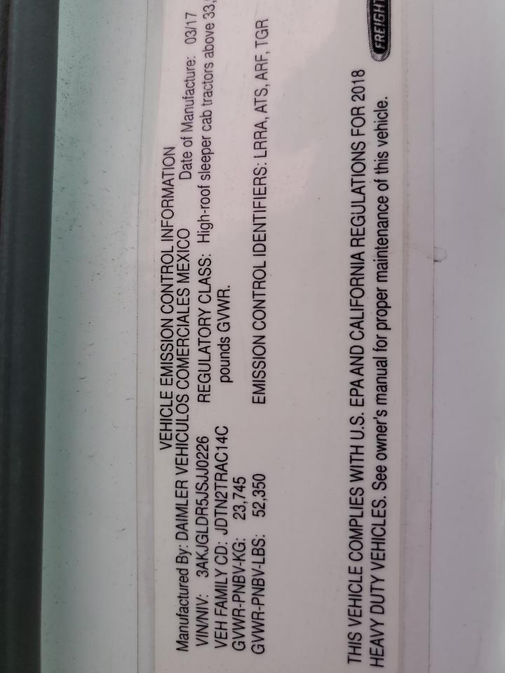 Lot #3282421263 2018 FREIGHTLINER CASCADIA 1