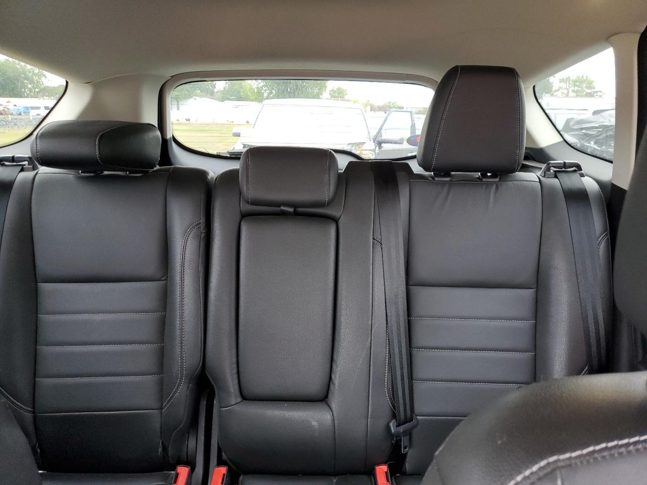 FORD ESCAPE TITANIUM