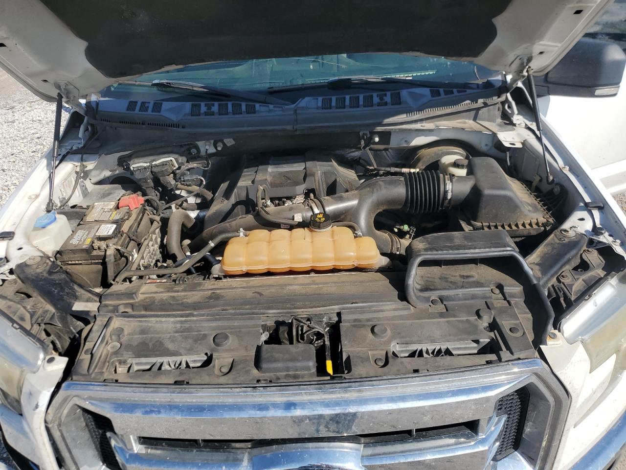 FORD F-150 SUPER CAB