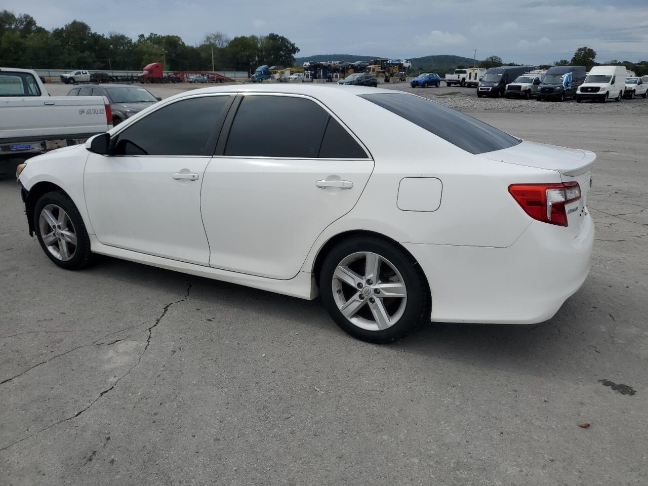 TOYOTA CAMRY L