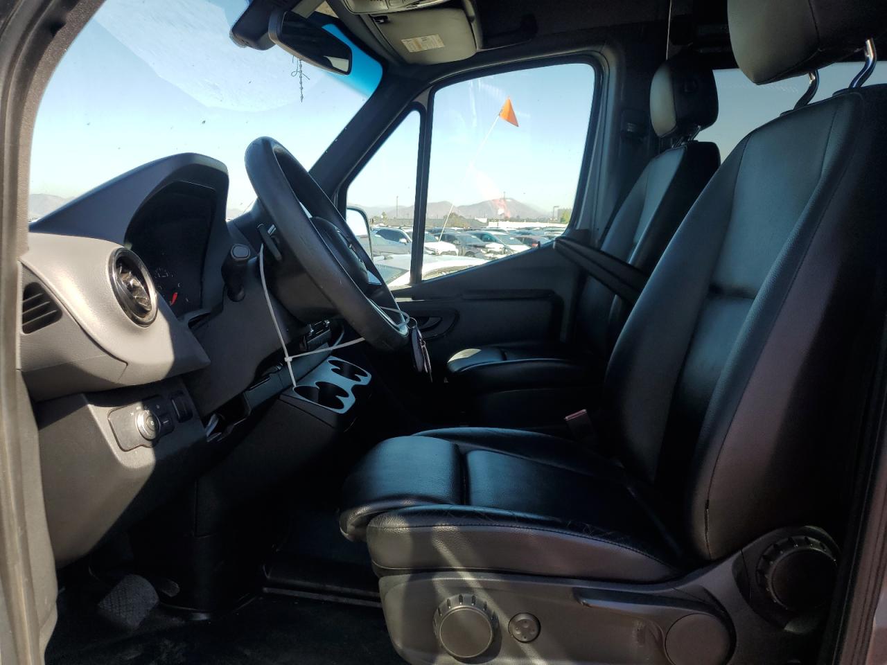 MERCEDES-BENZ SPRINTER 2500/3500