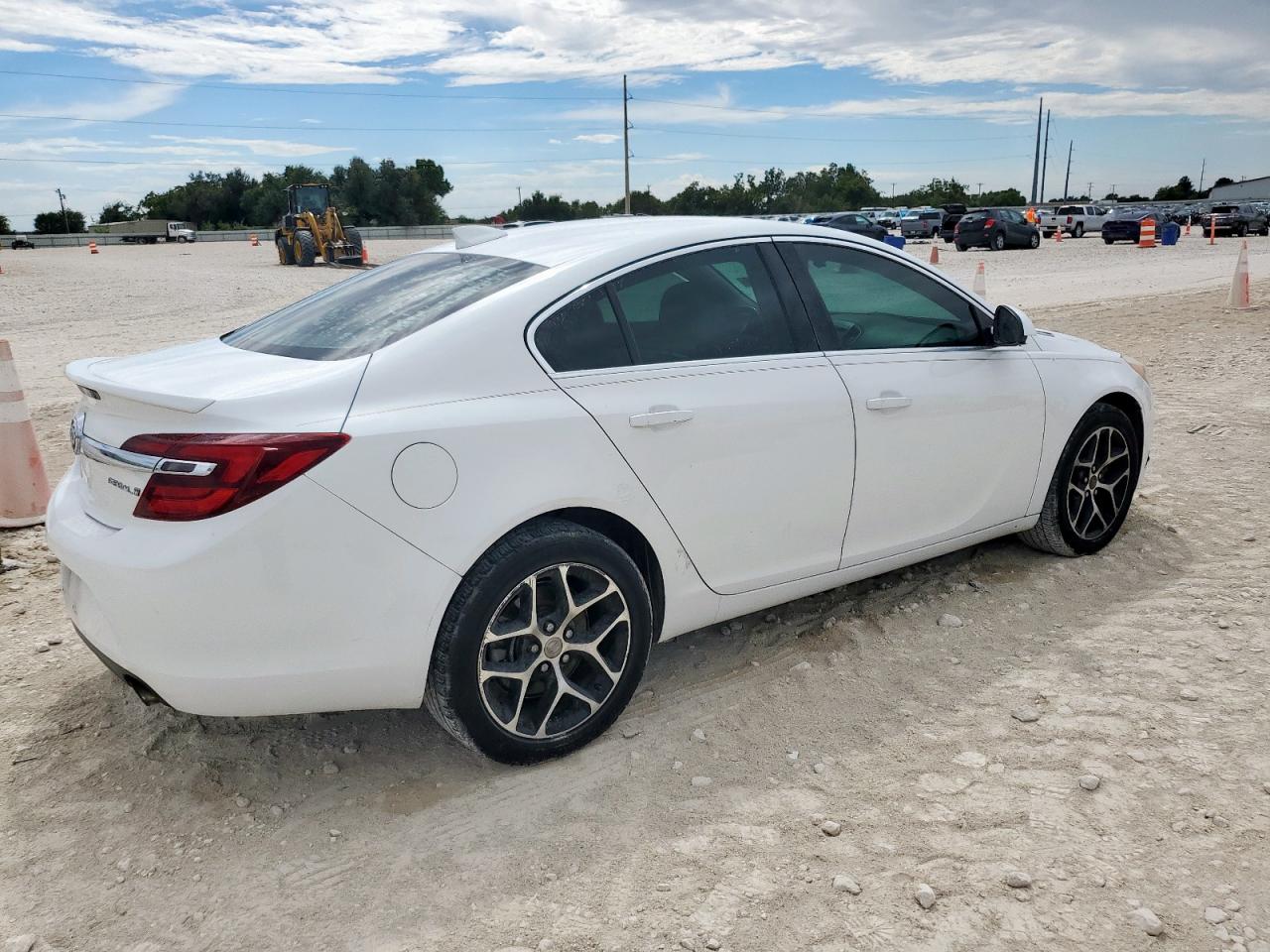 BUICK REGAL SPORT TOURING