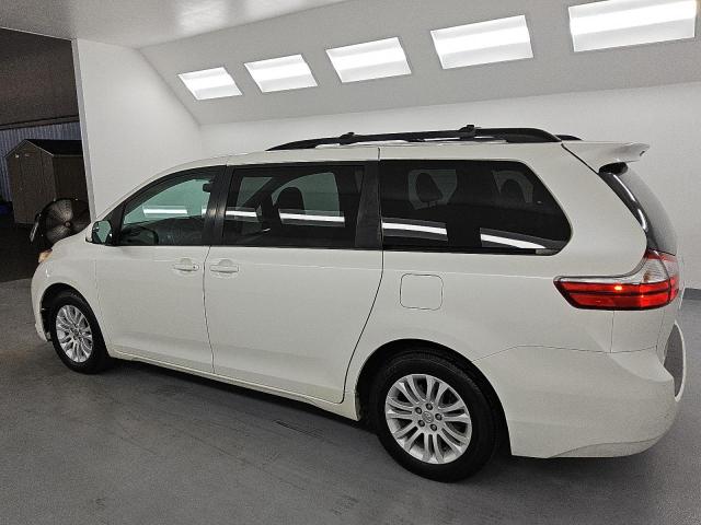 2017 TOYOTA SIENNA XLE 5TDYZ3DC6HS826178