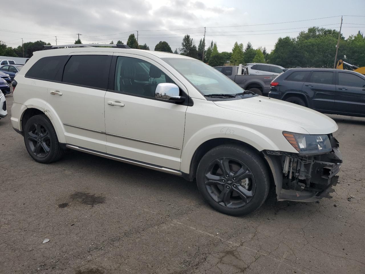 DODGE JOURNEY CROSSROAD