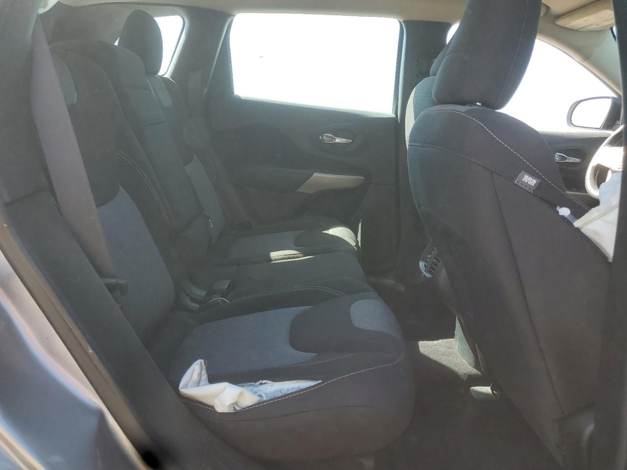 JEEP GRAND CHEROKEE SPORT