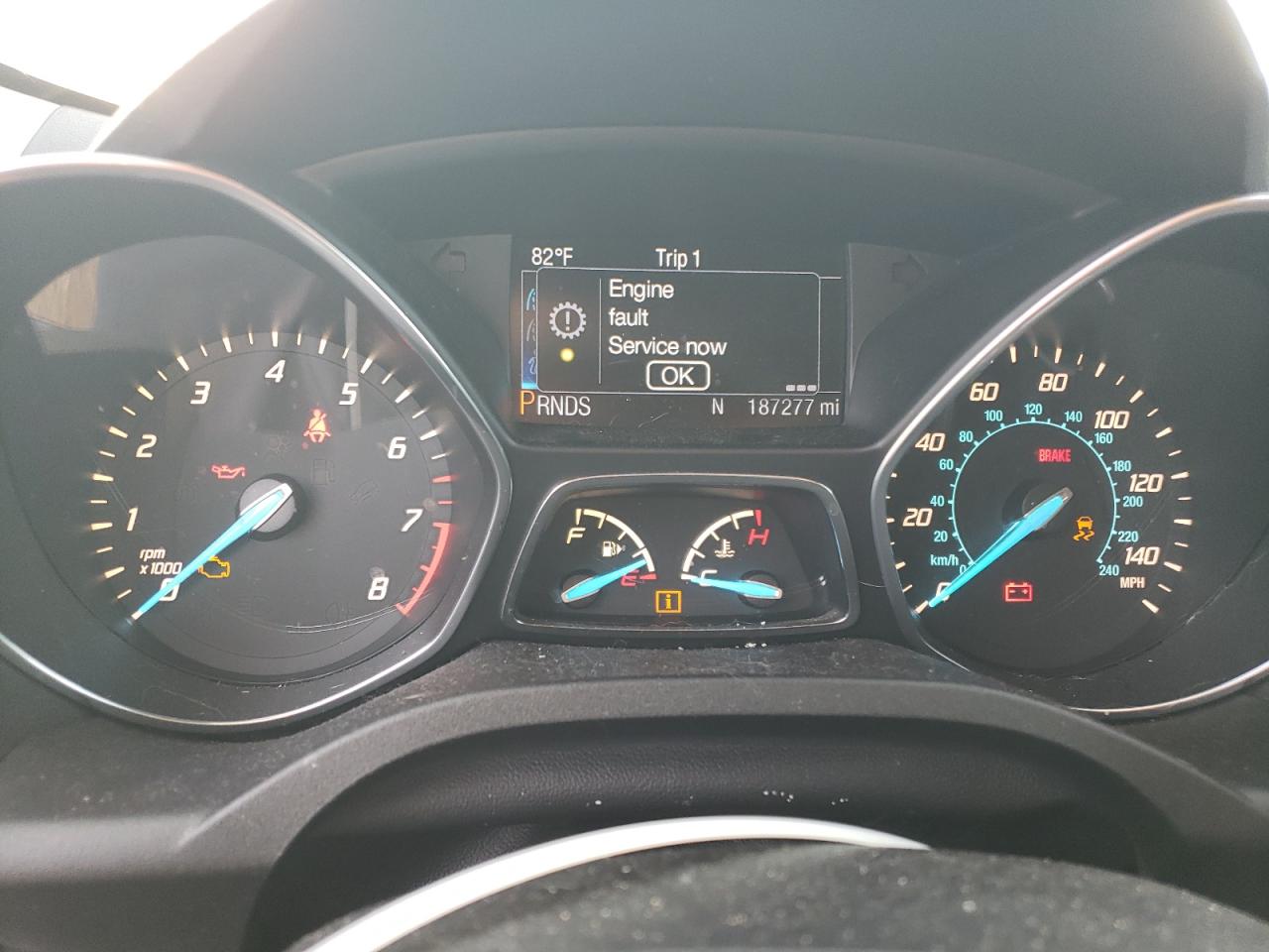 FORD ESCAPE TITANIUM