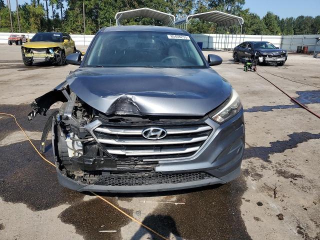 2017 HYUNDAI TUCSON SE KM8J23A47HU510010