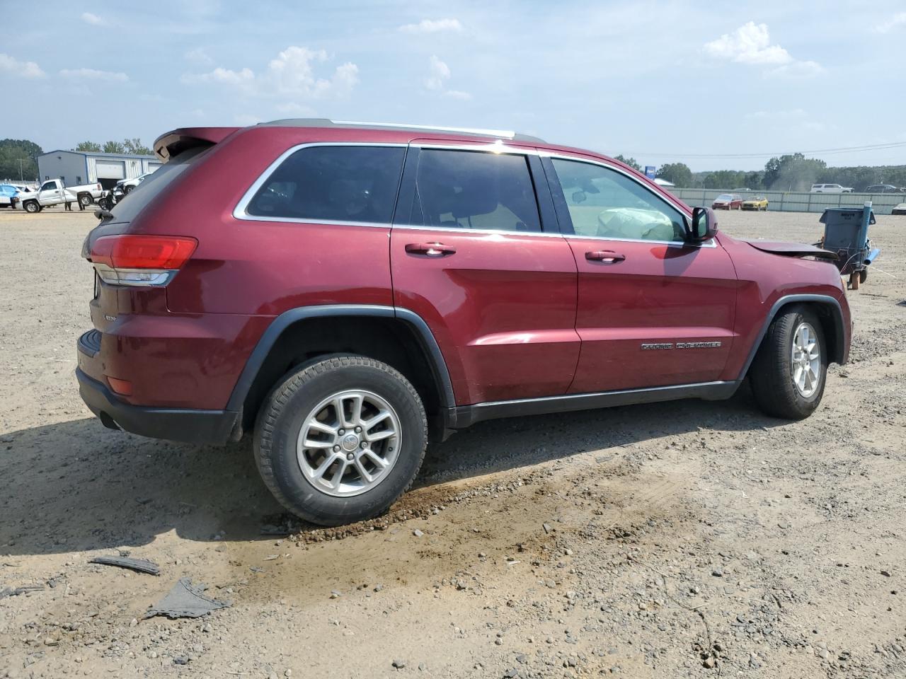 JEEP GRAND CHEROKEE LAREDO