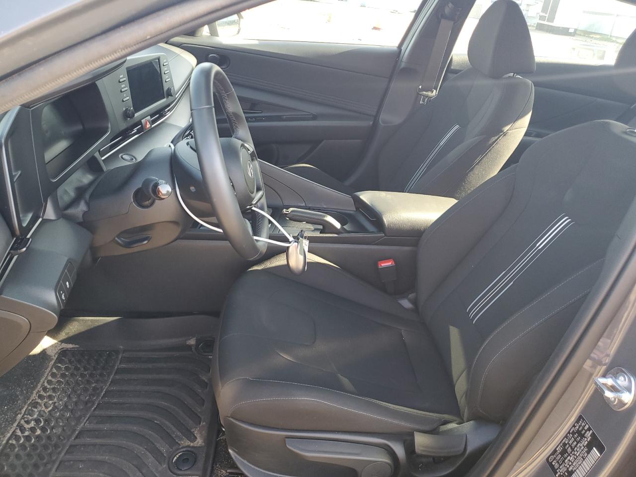 HYUNDAI ELANTRA SEL SPORT