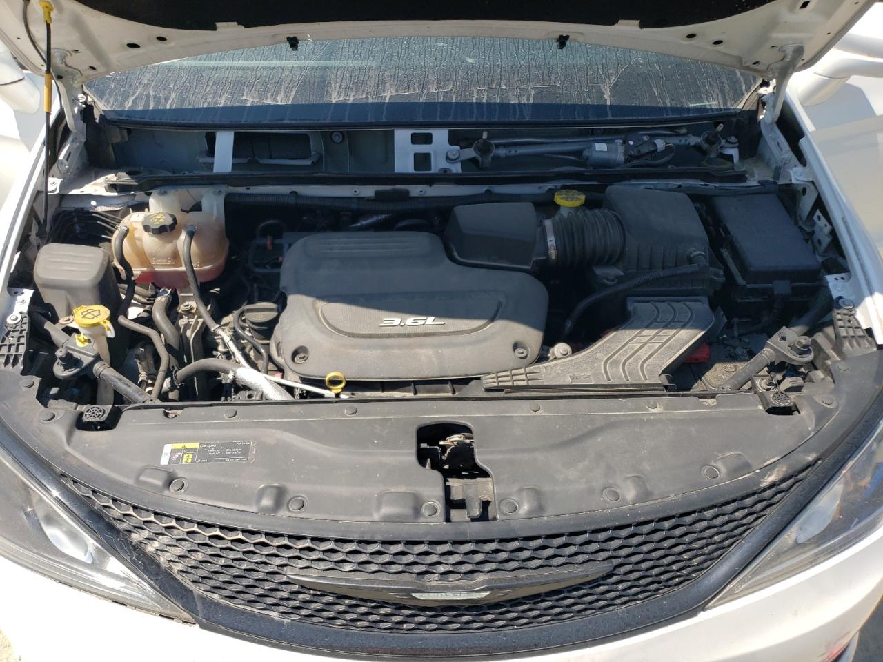 CHRYSLER PACIFICA TOURING PLUS