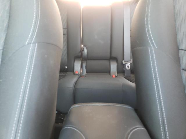 2018 NISSAN ROGUE S KNMAT2MTXJP605289