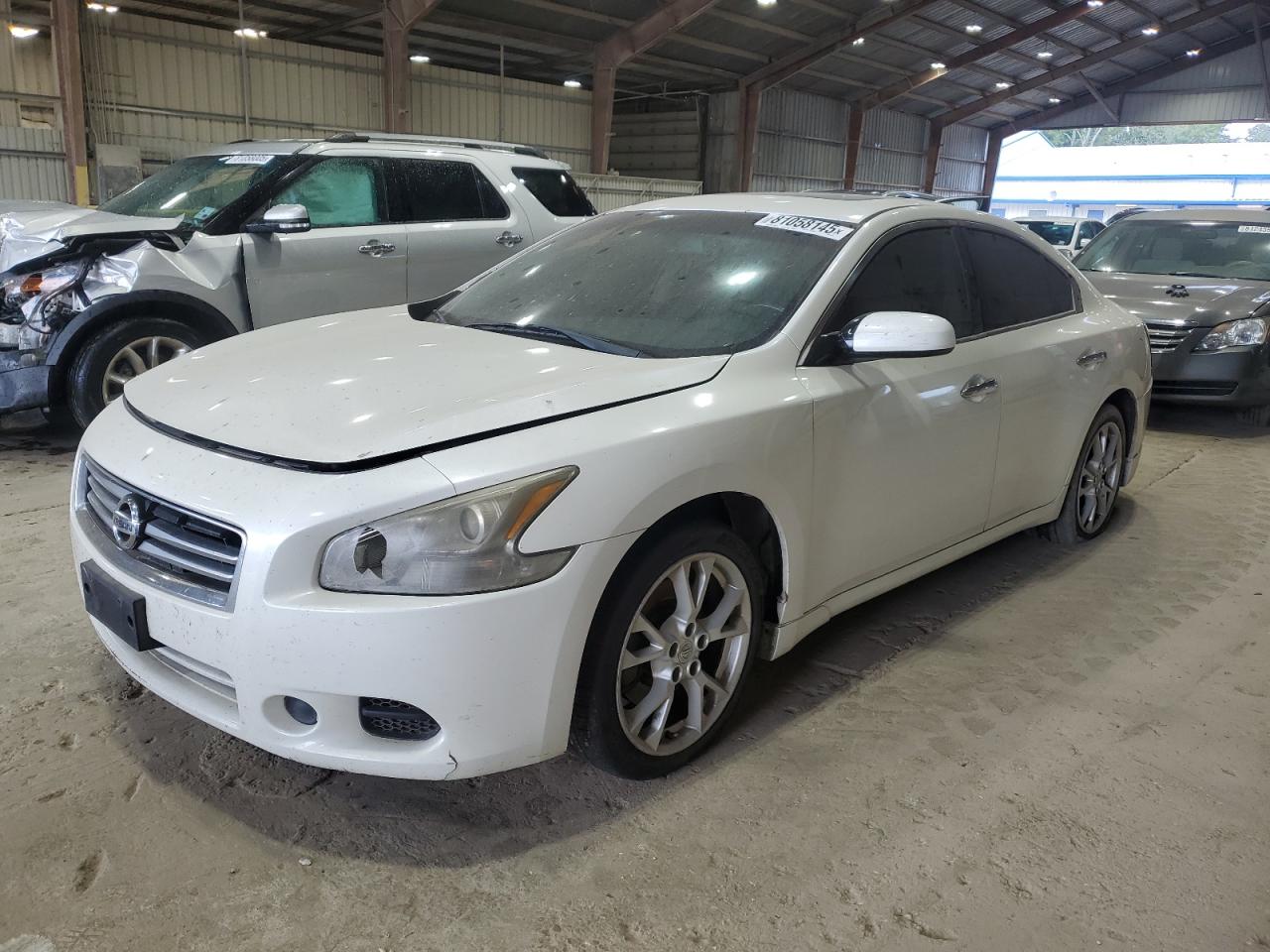 NISSAN MAXIMA S