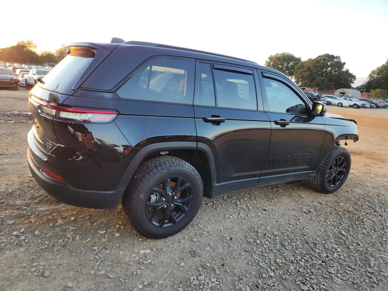 JEEP GRAND CHEROKEE LAREDO