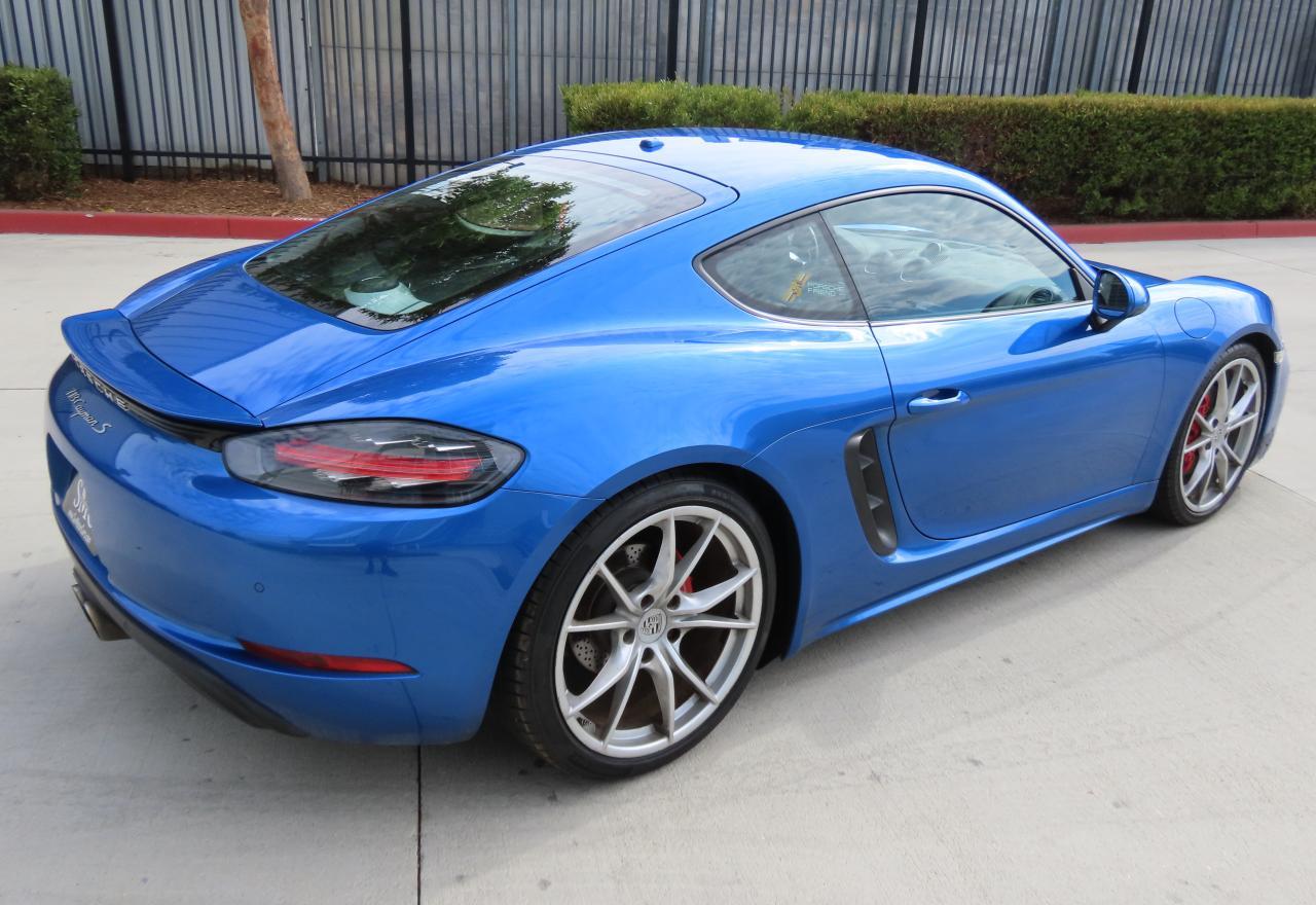 PORSCHE CAYMAN S