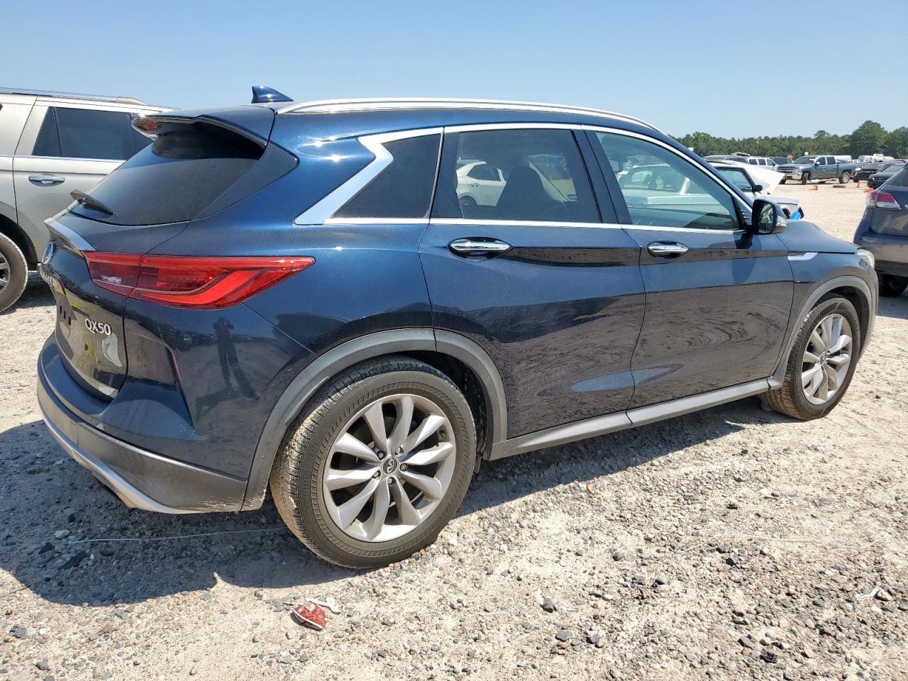 INFINITI QX50 ESSENTIAL