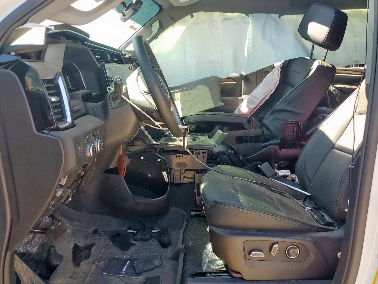 GMC SIERRA K2500 DENALI