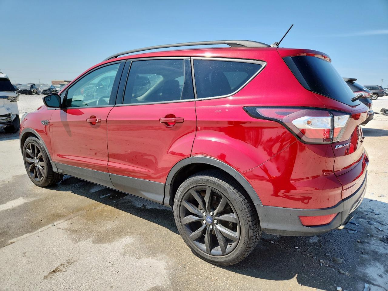 FORD ESCAPE SE