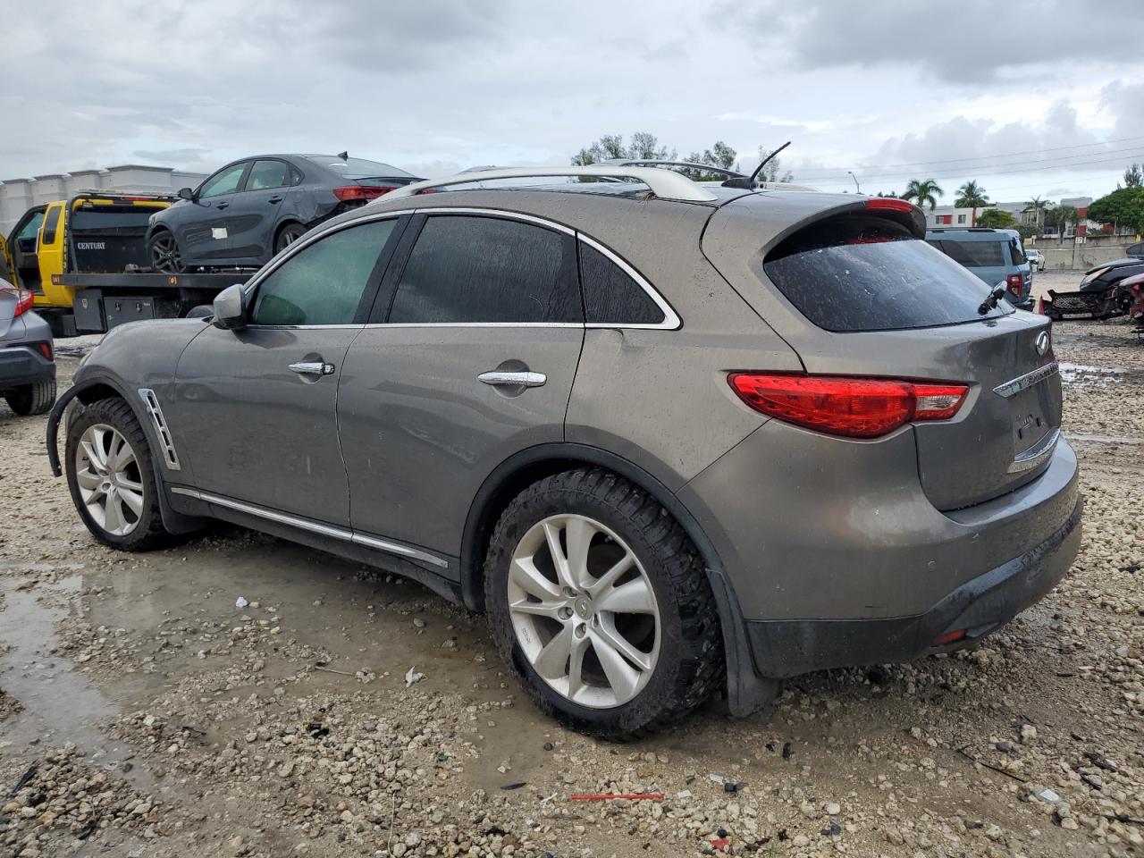 INFINITI FX35