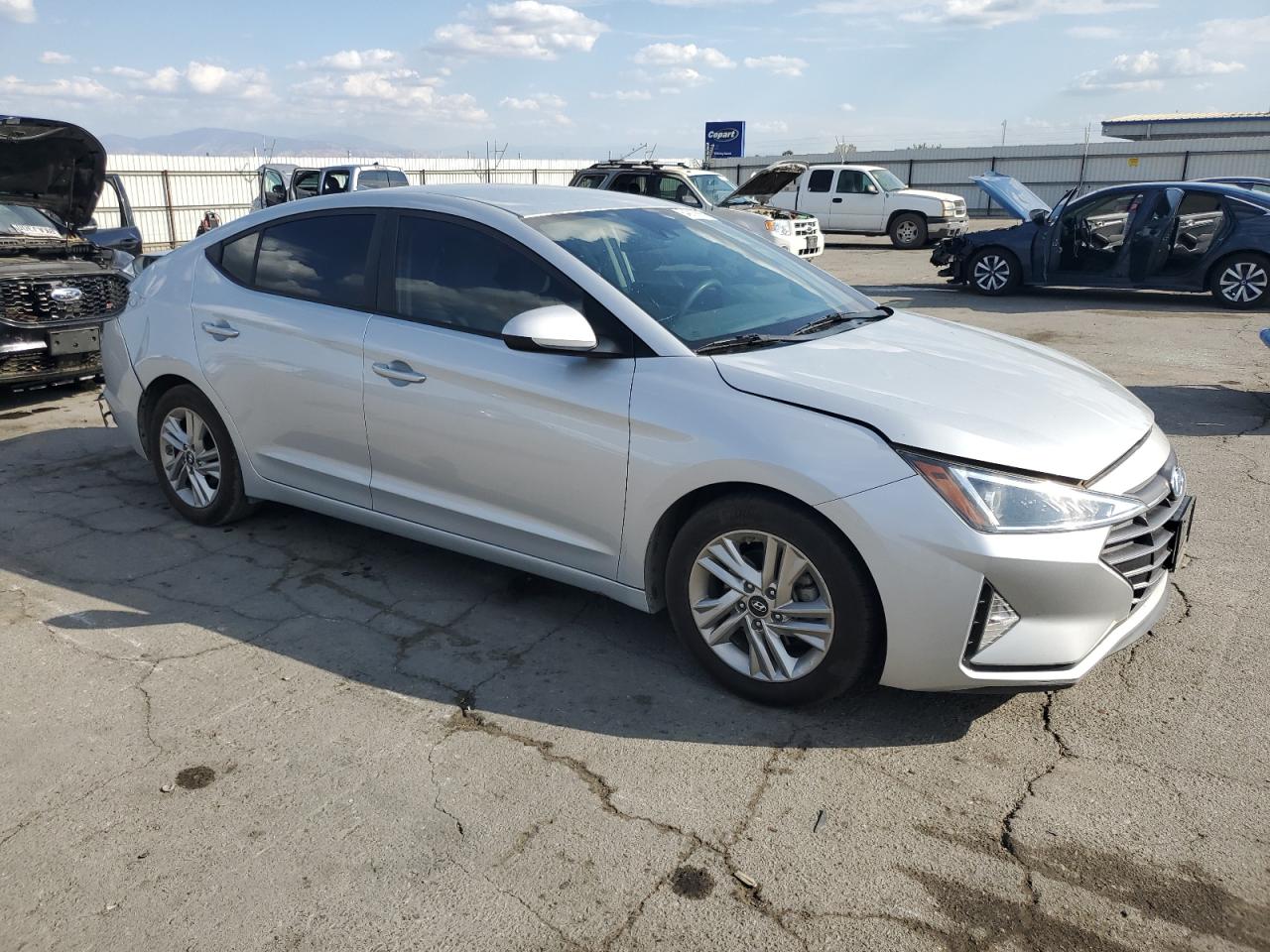 HYUNDAI ELANTRA SEL
