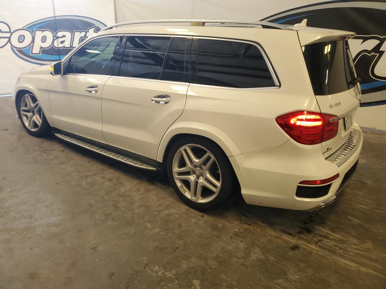 MERCEDES-BENZ GL-CLASS 550 4MATIC