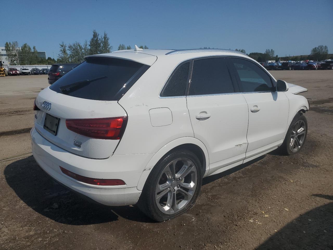AUDI Q3 PREMIUM PLUS