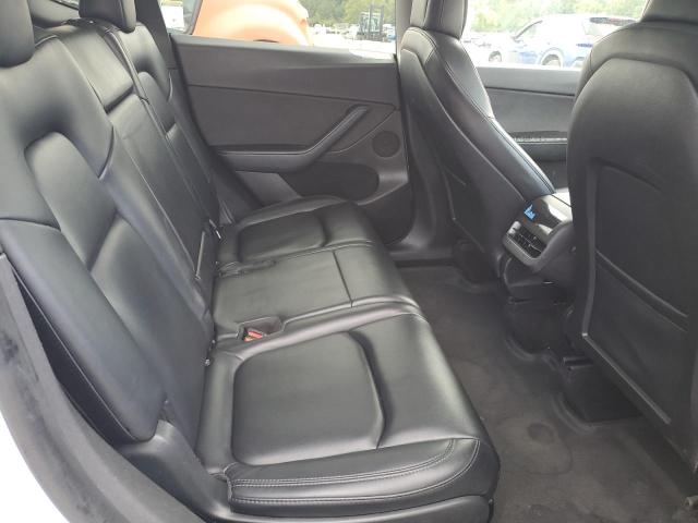 2022 TESLA MODEL Y 7SAYGAEE8NF359052