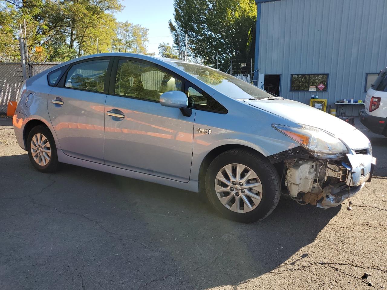 TOYOTA PRIUS PLUG-IN