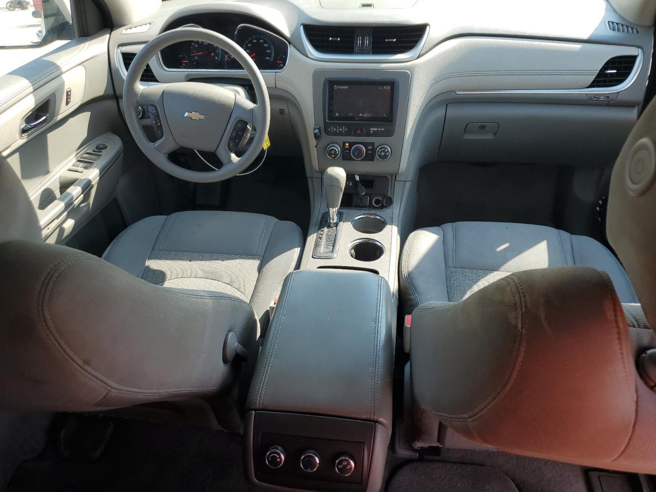 CHEVROLET TRAVERSE LS