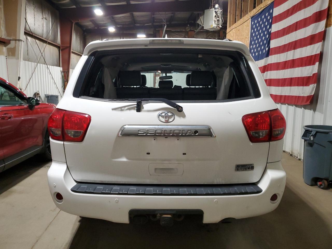 TOYOTA SEQUOIA LIMITED