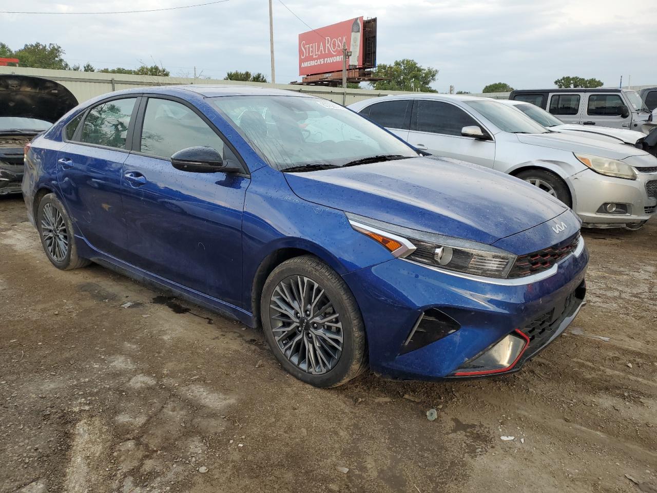 KIA FORTE GT LINE