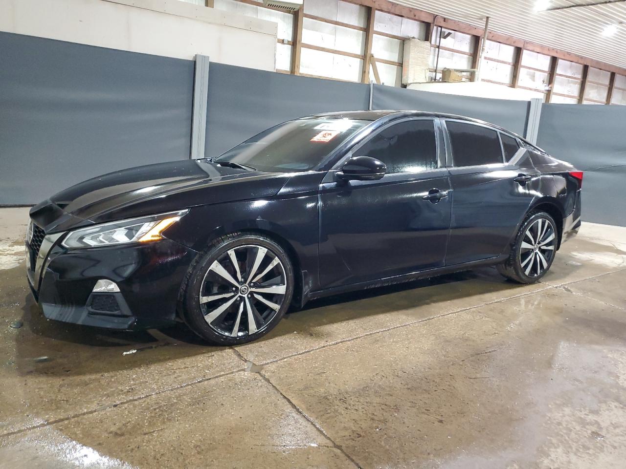 NISSAN ALTIMA SR