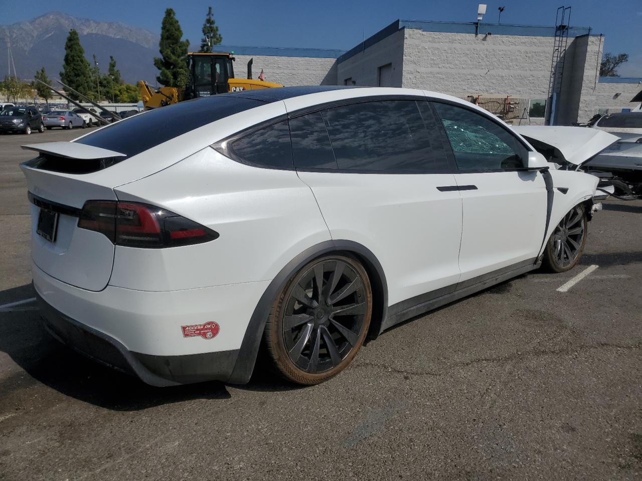 TESLA MODEL X