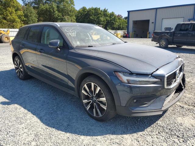 2022 VOLVO V60 CROSS COUNTRY T5 MOMENTUM YV4102WK0N2091854