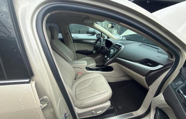 2018 LINCOLN MKC PREMIE 5LMCJ1C98JUL28988