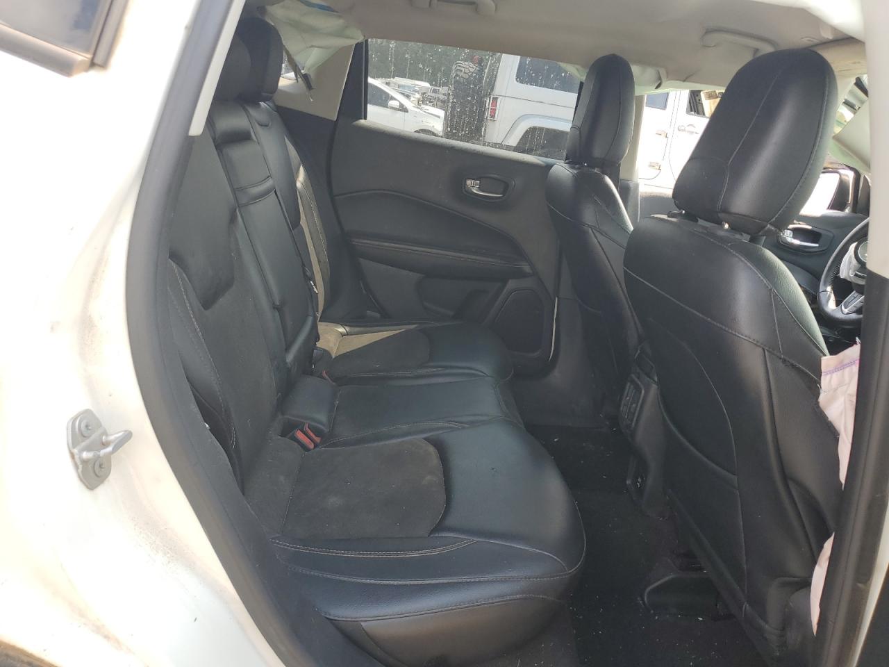 JEEP COMPASS LATITUDE