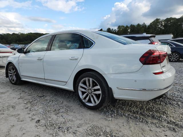 2017 VOLKSWAGEN PASSAT SEL 1VWCT7A30HC032203