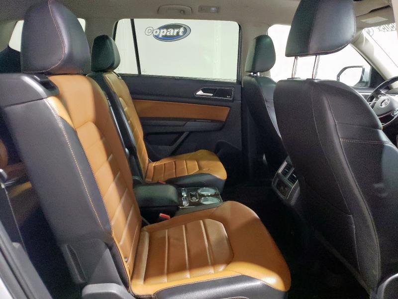 2018 VOLKSWAGEN ATLAS SEL PREMIUM 1V2NR2CA4JC516226