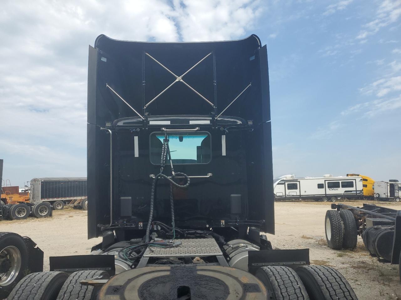 Lot #3309636051 2024 KENWORTH T680