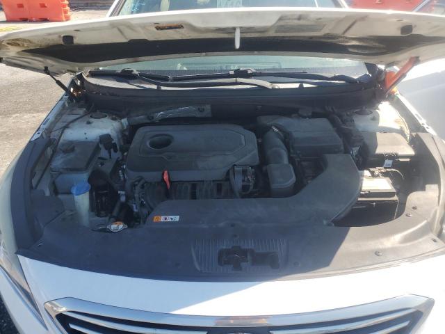 2015 HYUNDAI SONATA SE 5NPE24AF9FH210960