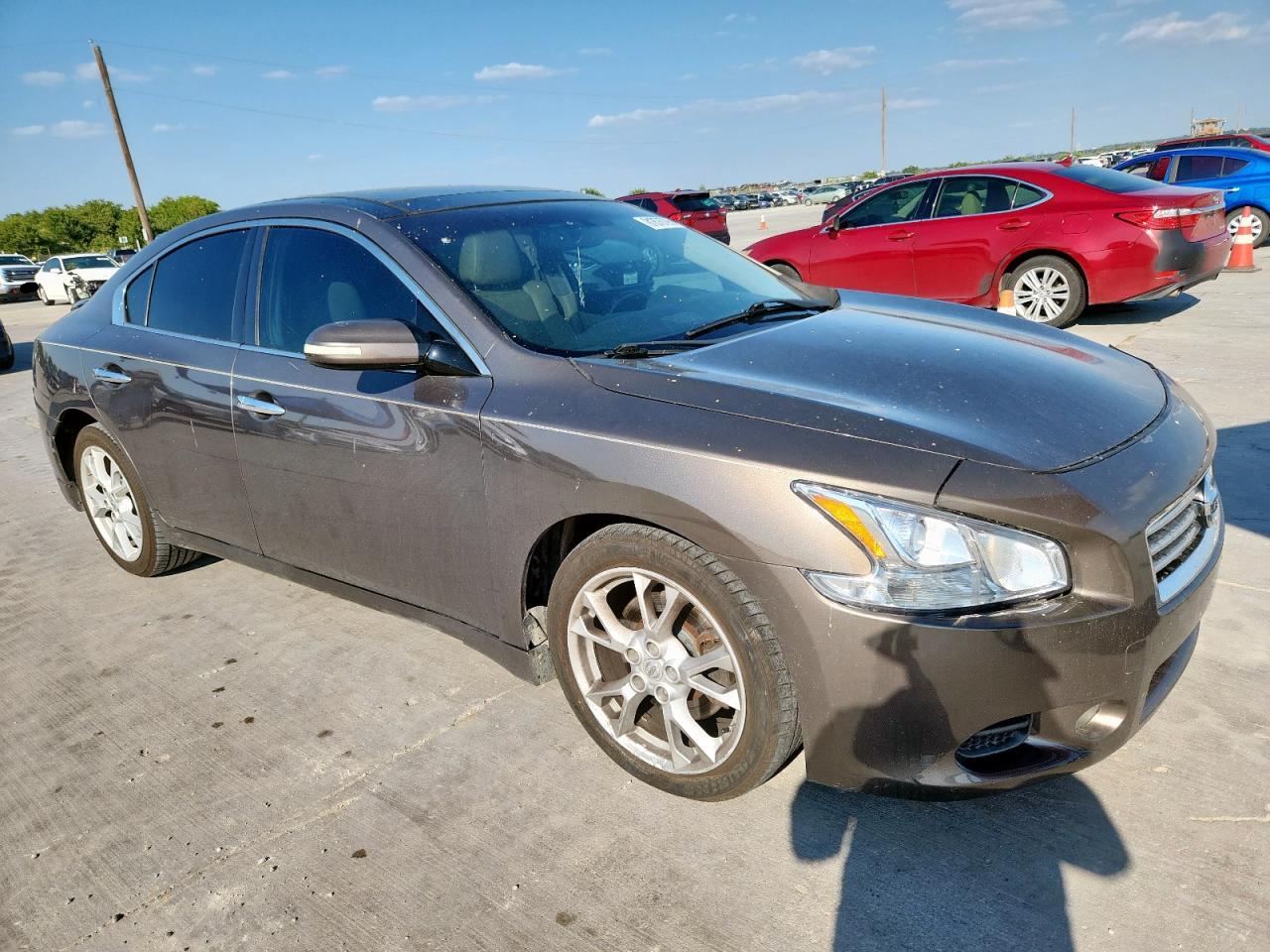 NISSAN MAXIMA S