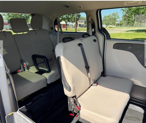 2018 DODGE GRAND CARA 2C7WDGBG2JR363038